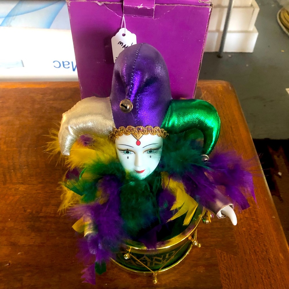 Grand Casino Doll